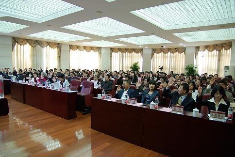 йѧԺһδλѧУ2012굳̹ϯٿ