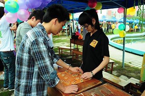 学生社团文化艺术巡礼开幕 活动将持续一个月