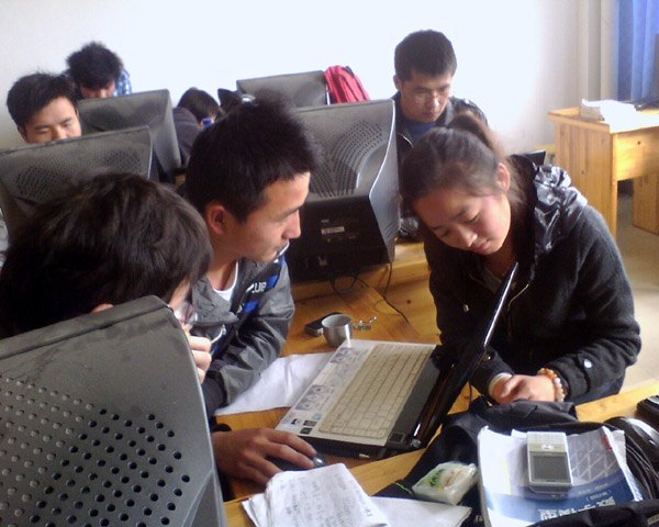 黄山学院19支队伍参加2012数学建模网络挑战赛