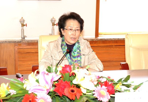 孙爱东董事长_董事长办公室图片