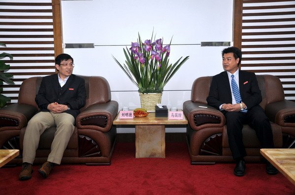 ̨ǿǿ   ʦòƽ--ǻѧԺڿε̨