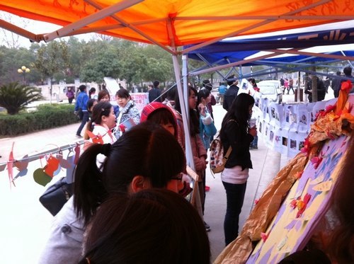 湖工玫瑰 我最铿锵——湖北工业大学第七届女生节圆满闭幕