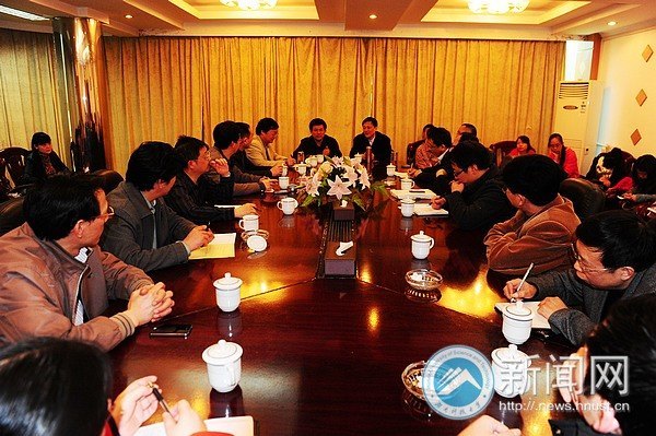 《求是》杂志社政治编辑部主任常光明应邀来湖南科技大学讲学