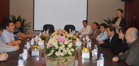 徐建军副书记访问深圳校友企业