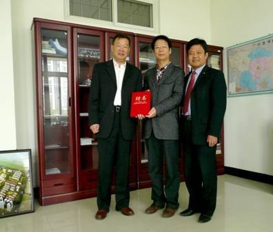 西南石油大学刘建军教授来许昌学院讲学