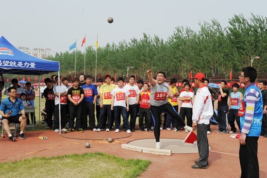 滨州学院第八届田径运动会隆重举行
