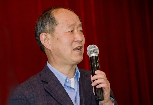 学校举行老教育工作者协会成立十周年茶话会