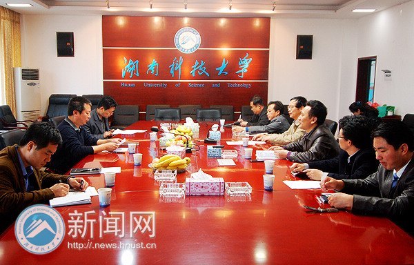 4月20日下午,湘潭市政法委副书记,综治办主任陈震龙