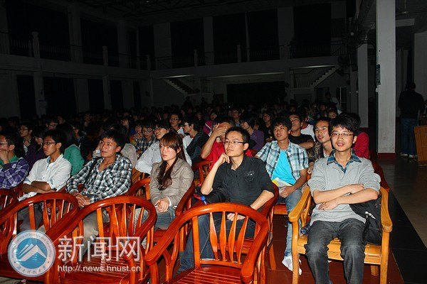 “i-class”班级视频制作大赛成功举行