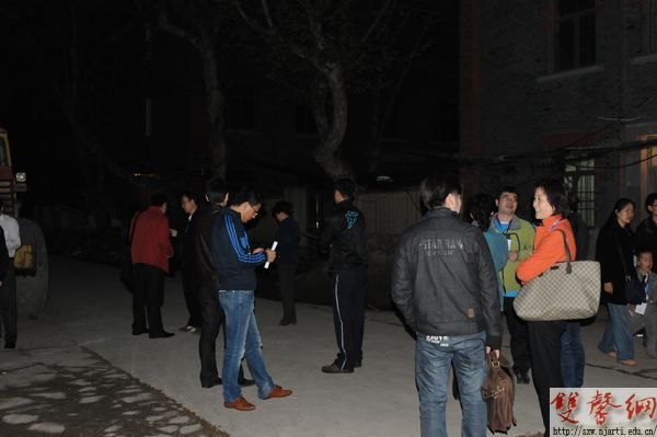 【图片新闻】草场门高架爆破前后的南艺校园