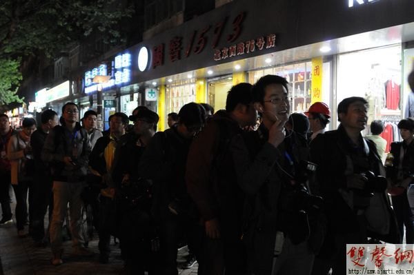 【图片新闻】草场门高架爆破前后的南艺校园