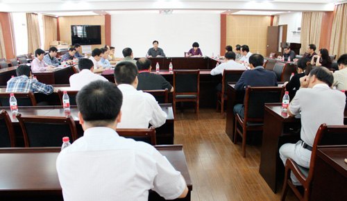 学校召开2012年教学成果建设工作推进会