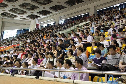 广西师范学院首次成功举办2012"“绿城之春”全国初中数学有效课堂教学观摩研讨活动