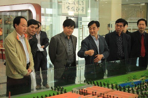 校领导率队赴枝江市开展校市合作暨挂职干部届中考核