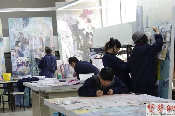 设计学院:日夜奋战彰显南艺精神 鸿篇巨制献礼百年华诞