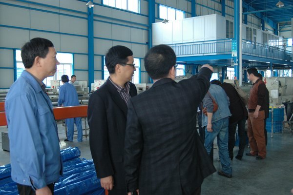 ����ǡ���Ժ��Ĳ�ݿ������߹ɷ����޹�˾Ǣ̸У�����