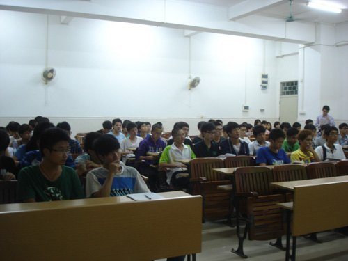 建筑工程学院召开2012年学风建设动员会议