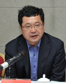 Я�ֹ��� �ذ�δ���������ݹ�ѧԺ����ѧԺ�ع�ί�����������ֵ��ع�ί���ǩԼ