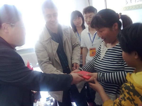 ���ƶ����ͥ  ڹ���˼��