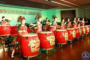 ��ʮ���й�������ѧ�����ֻ��غ�Ⱥ�Ļվ�仧���ϴ�ѧ