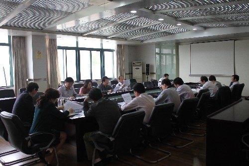 ѧУ�ٿ��ڶ��ε������һ�ι����ﱸ��