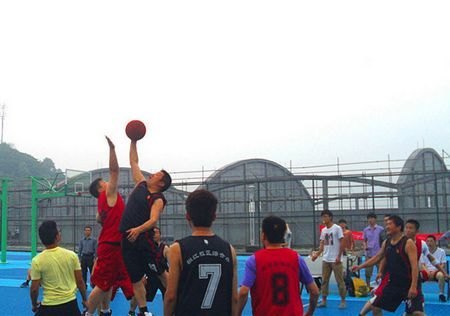 ����У���׽�̹���������Ļ