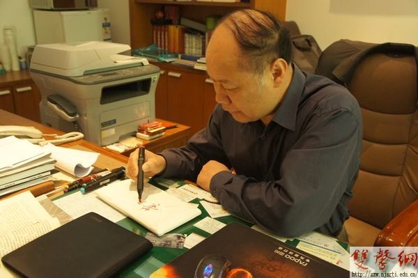 设计学院《十年书》活动创意登场获广泛好评