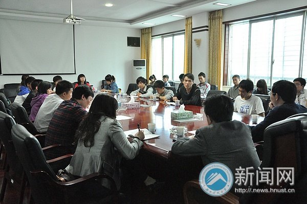 “教学礼拜”学生座谈会 30名学生代表反映心声