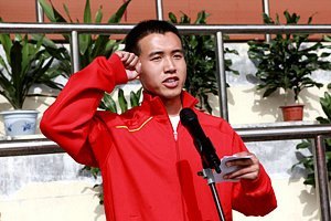 2012���ﾶ�˶��ῪĻ