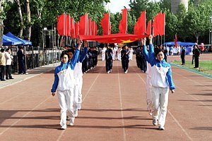 2012���ﾶ�˶��ῪĻ