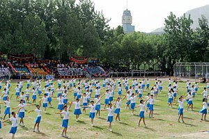 2012���ﾶ�˶��ῪĻ