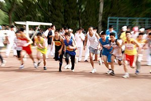 2012���ﾶ�˶��ῪĻ