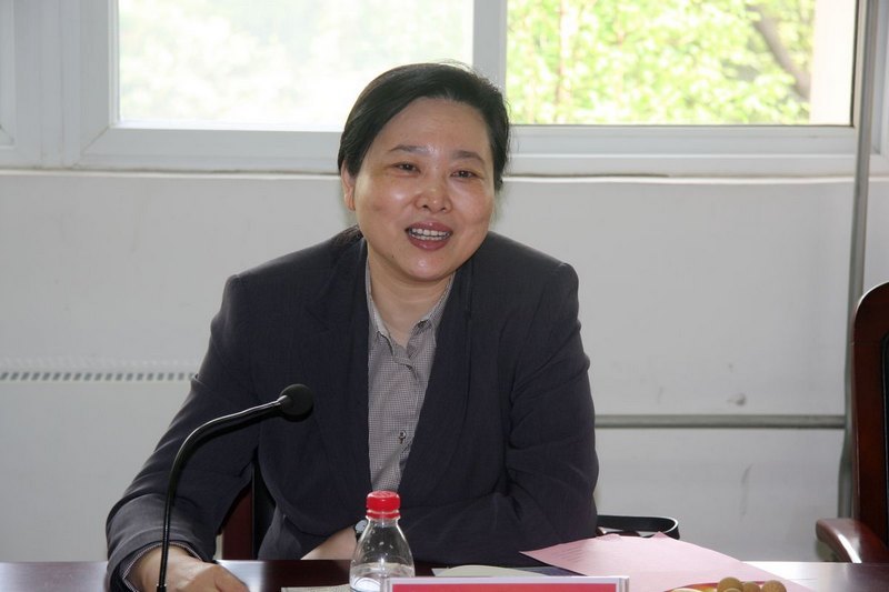 河南省教育厅厅长王艳玲一行到许昌学院考察指导工作