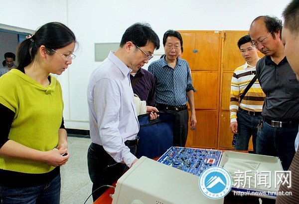 湖南科技大学省级实践教学示范中心接受湖南省教育厅验收