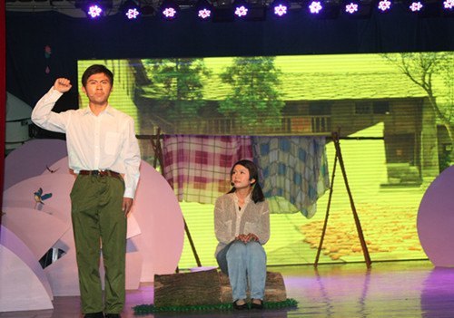 用《金展鹏》致敬金展鹏——全国教书育人楷模主题话剧公演