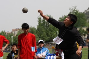 2012年田径运动会闭幕