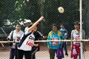 2012年田径运动会闭幕