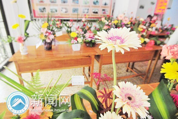 生命科学学院插花展带你走进“一花一世界”