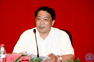 山东高校十大优秀学生表彰大会在济南大学举行