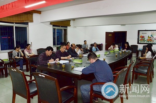 “教学礼拜”教师代表谈问题