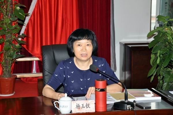 三明学院召开《德耀中华》首发式暨辅导员年度人物座谈会