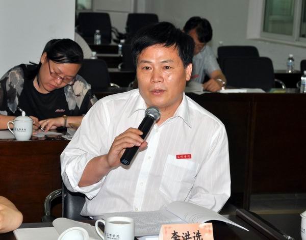 三明学院召开《德耀中华》首发式暨辅导员年度人物座谈会