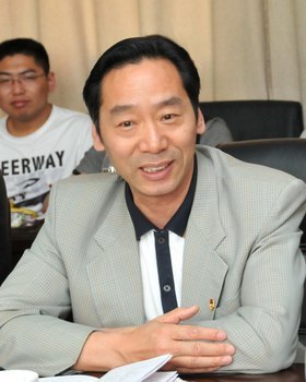 回顾峥嵘岁月 坚定青春理想—常州工学院召开纪念共青团建团九十周年座谈会