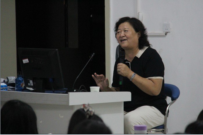 ��ɽ��ѧ�Ϸ�ѧԺ��ί��У2012�괺���뵳����������ѵ��˳������