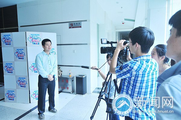 校园记者广电行 学习如何做新闻人