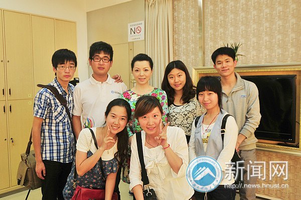 校园记者广电行 学习如何做新闻人