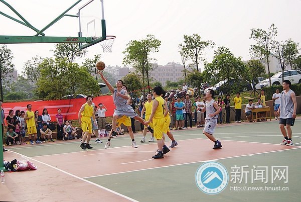 2012�ꡰѧ�Ʊ�����ְ��������������Ļʽ����