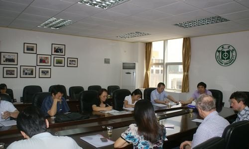 �ƽ����ʺ����뽻��  ����ѧԺ����Ī˹�ƴ�ѧ����ʵ����