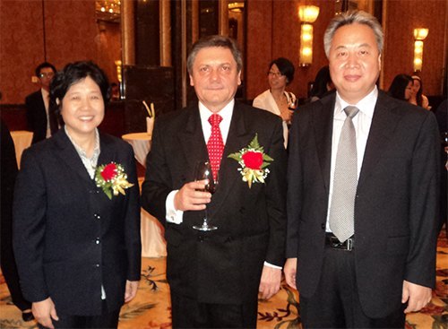 ���Ҹ����ϯ���������д��ƻᡡ�����������н���