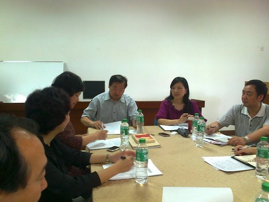 ѧУ�ٿ��̴��ᡢ�����Ṥ�����û�